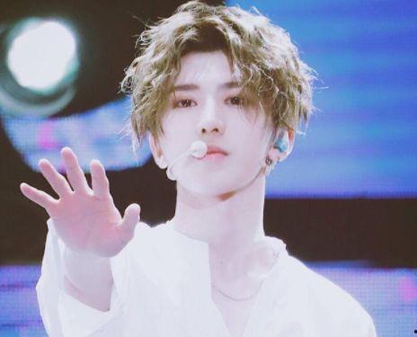 圈内八卦爆料蔡徐坤,揭秘娱乐圈背后的风云人物